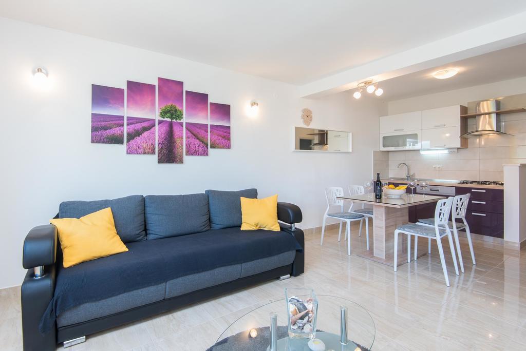 House Fidulic - Apartment The Lavender لومباردا المظهر الخارجي الصورة
